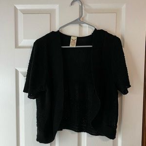 Short Sleeve Crop Sweater